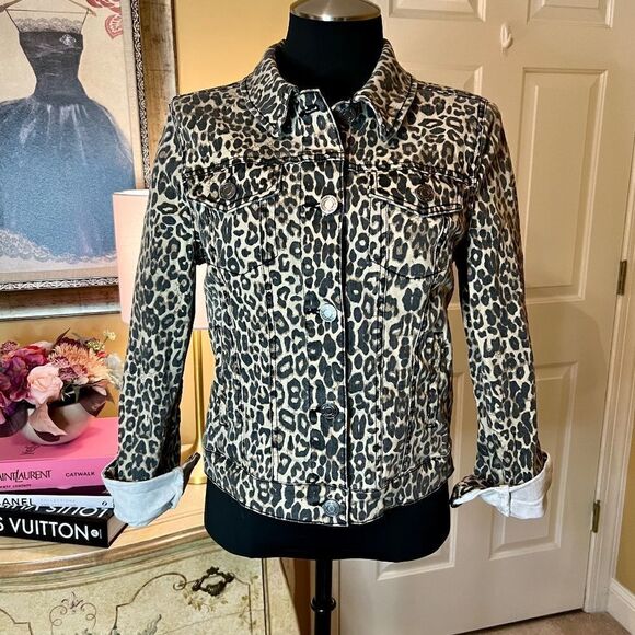 NWOT Women's Mudd Cheetah Leopard Animal Print Denim Jean Jacket Size MEDIUM - Picture 2 of 5